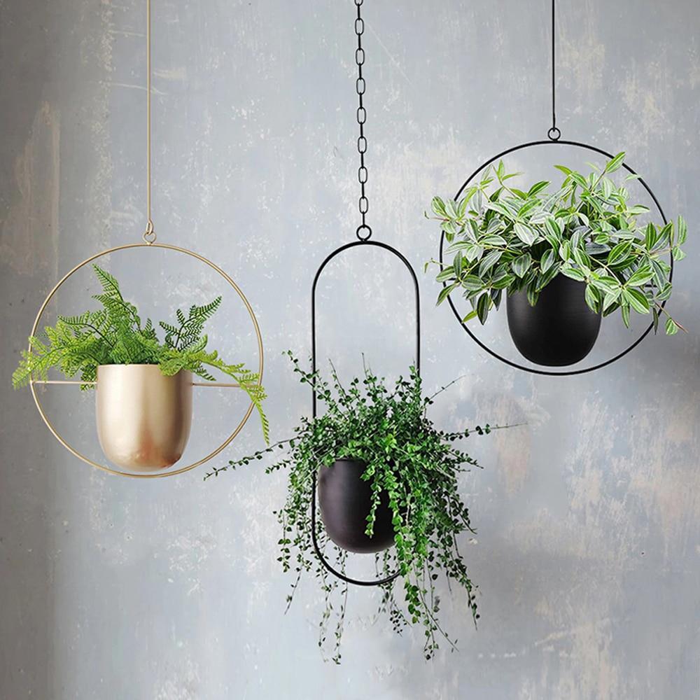Stylish Plant Hanger in Minimalist Design!