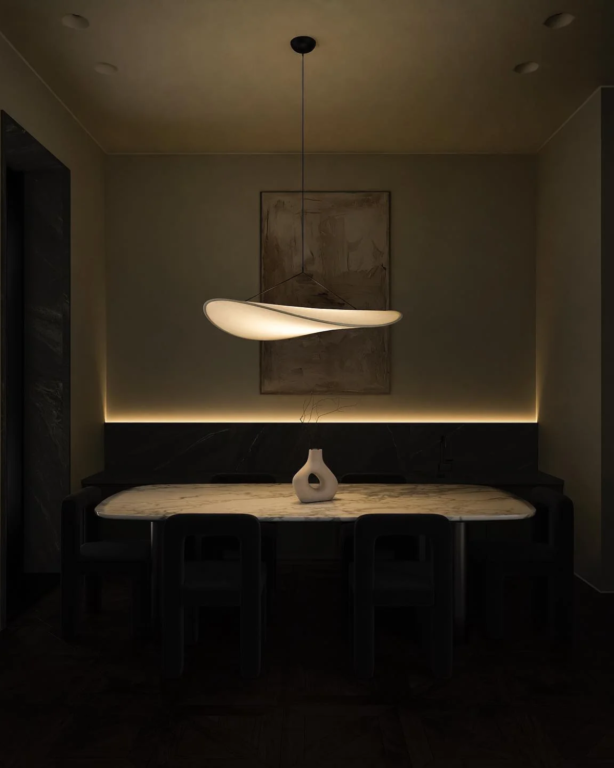 Subtle Japandi Lamp with Eclipse Light Effect