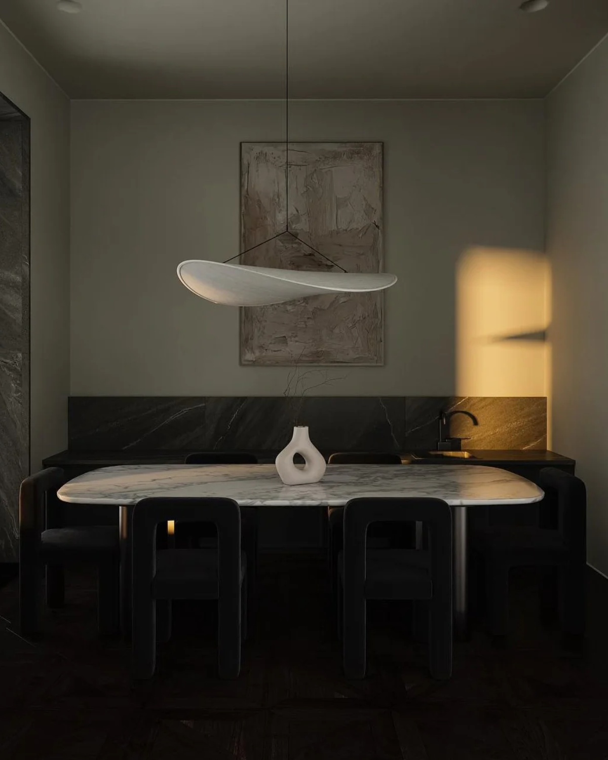 Subtle Japandi Lamp with Eclipse Light Effect