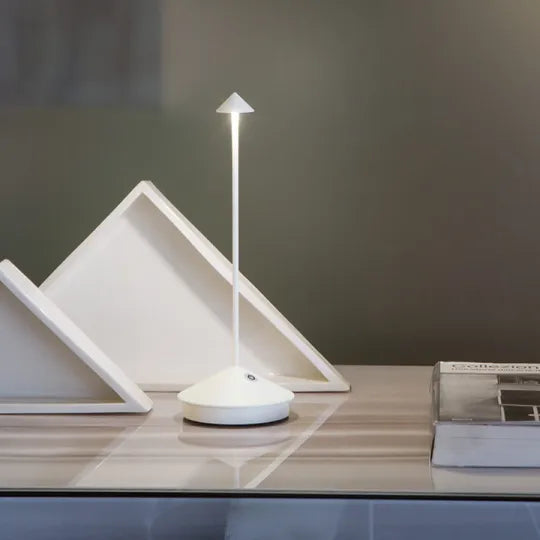 Wireless LED Table Lamp – Flexible and Durable
