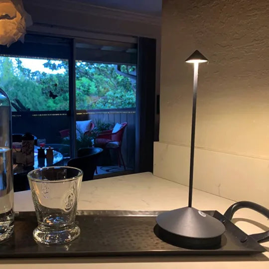 Wireless LED Table Lamp – Flexible and Durable