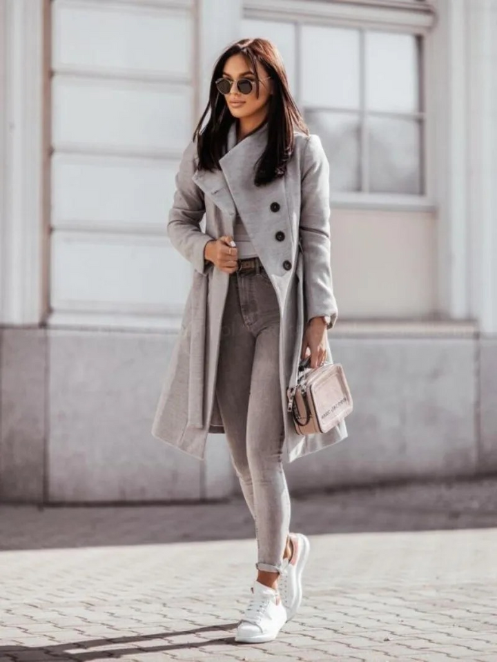 Women's Elegant, Slim-Fit Trench Coat - Autumn Collection