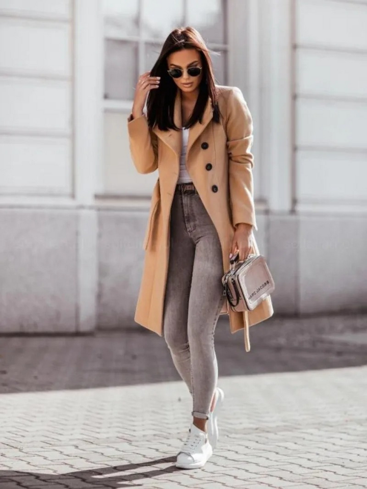 Women's Elegant, Slim-Fit Trench Coat - Autumn Collection
