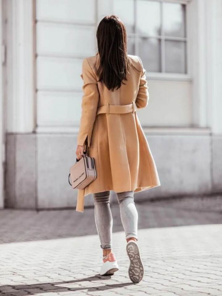 Women's Elegant, Slim-Fit Trench Coat - Autumn Collection