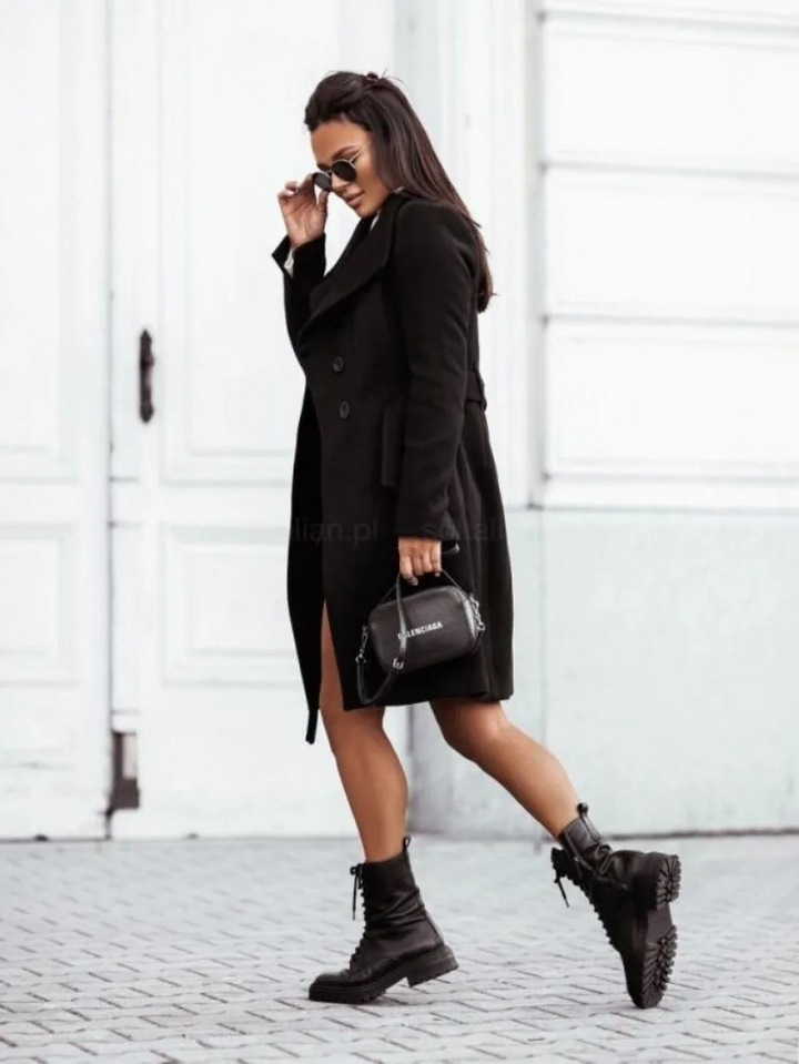 Women's Elegant, Slim-Fit Trench Coat - Autumn Collection