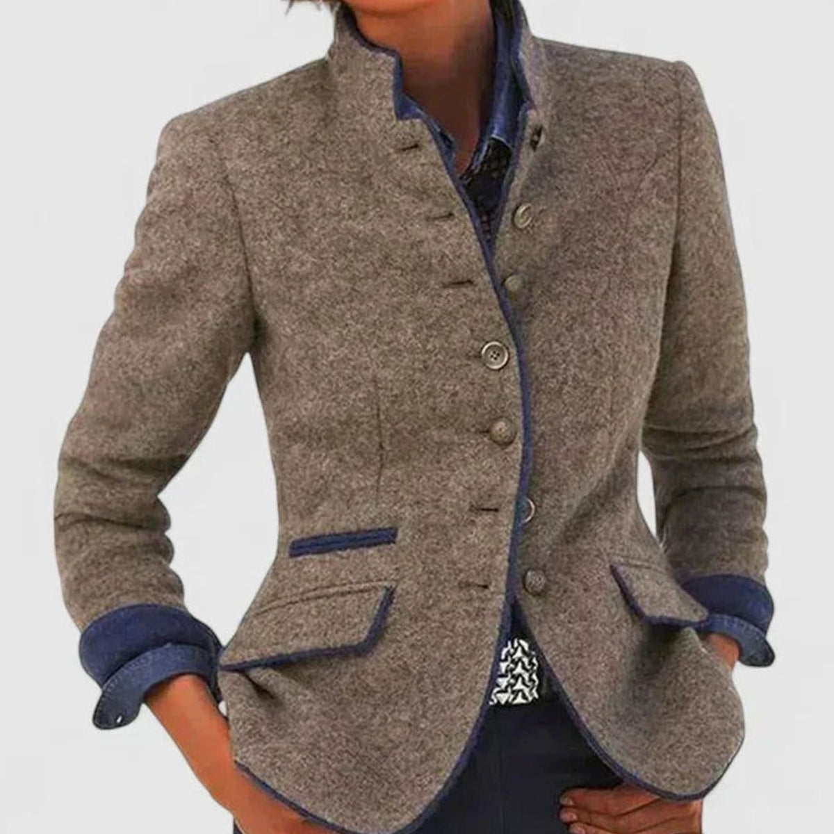 Dames elegant blazer-cardigan med ståkrave og knaplukning