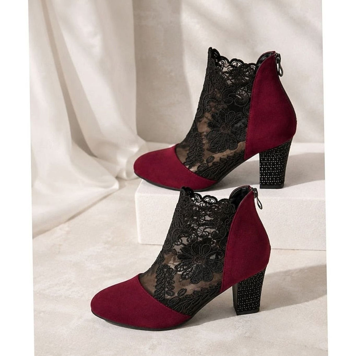 Ankelstøvler til kvinder med blondekant og blokhæl