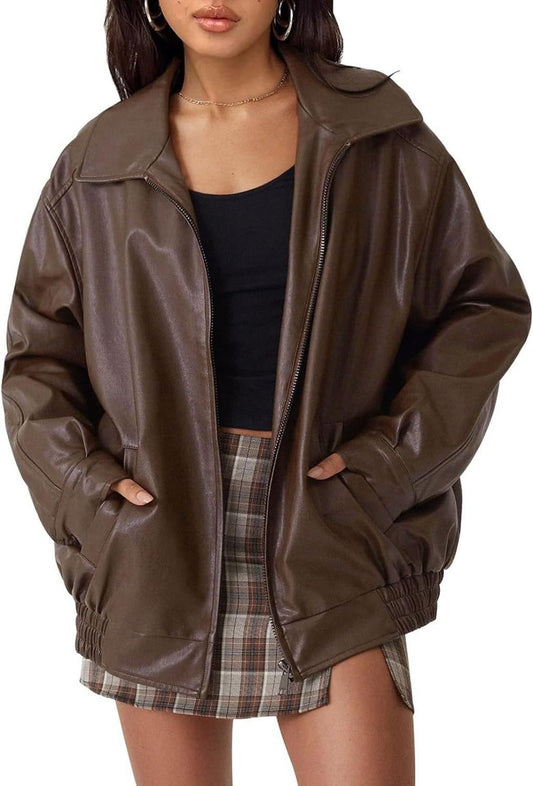 Γυναικείο oversized μπουφάν bomber από συνθετικό δέρμα με φερμουάρ