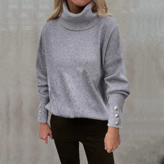 Oversized rullekravesweater med lange ærmer og knapper til kvinder
