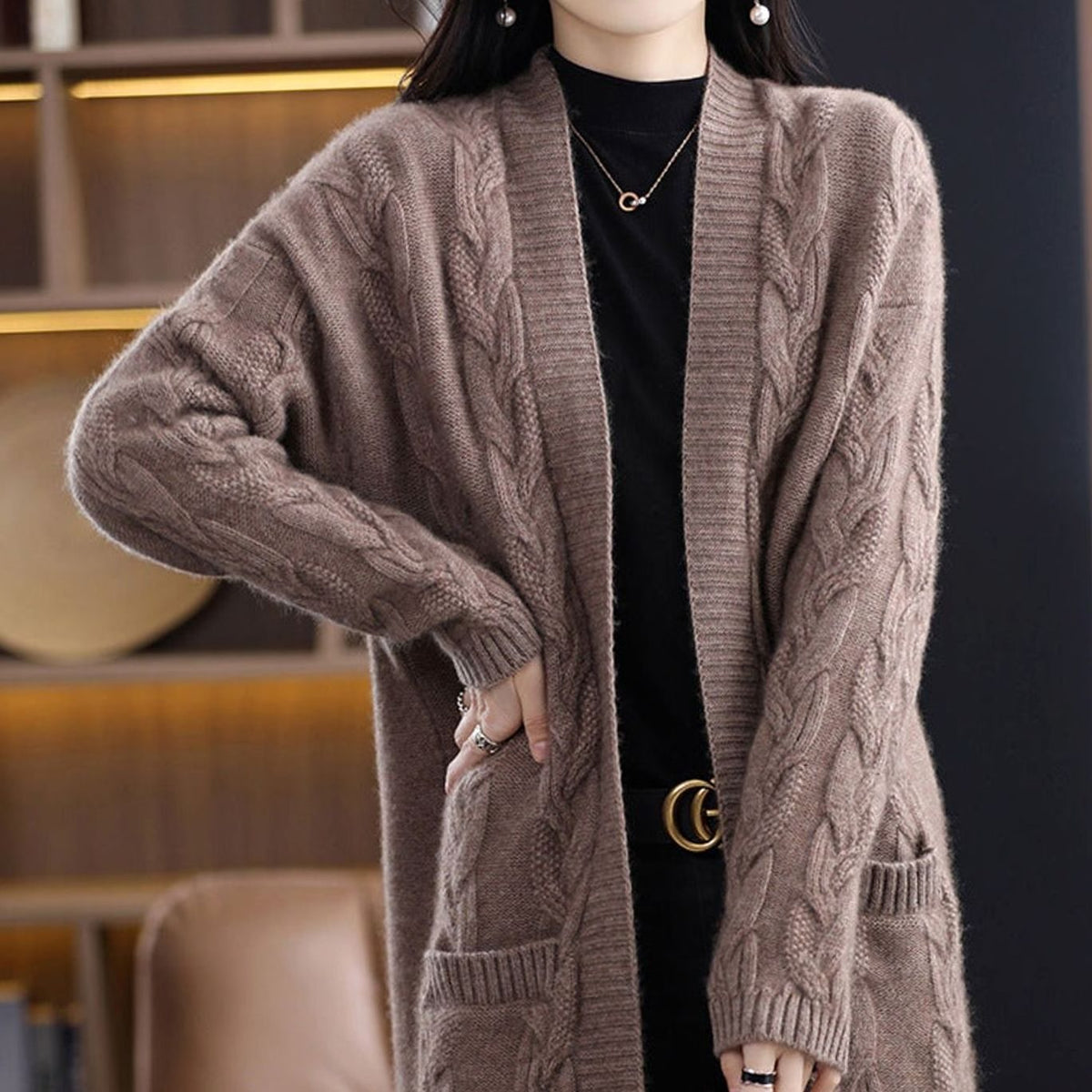 Dames oversized strikket cardigan med striber, lang model og åben front