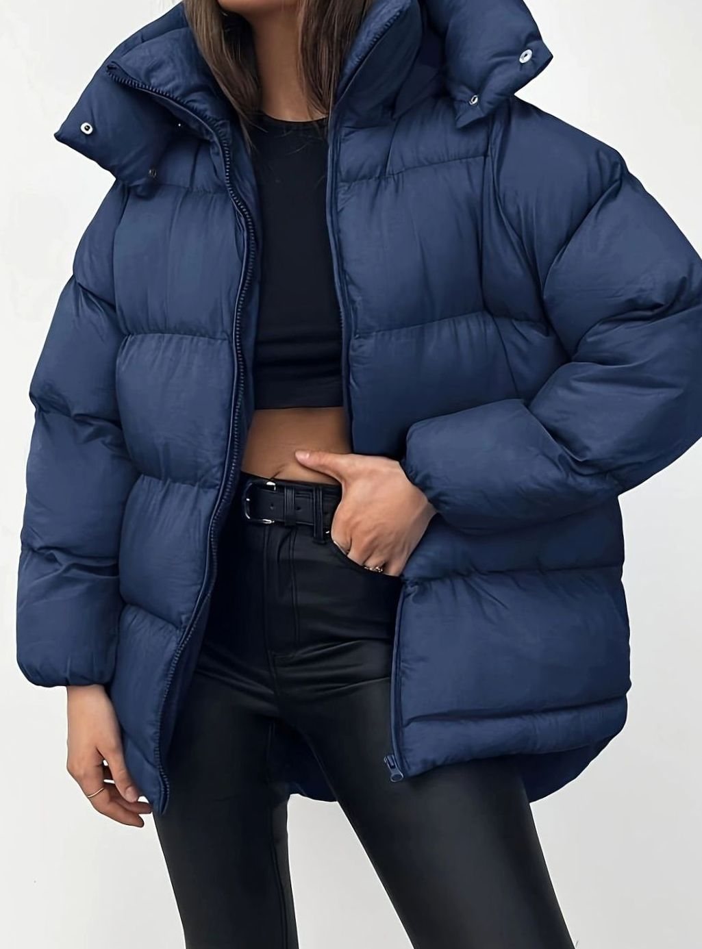 Oversized dunjakke til kvinder med lynlås og opretstående krave