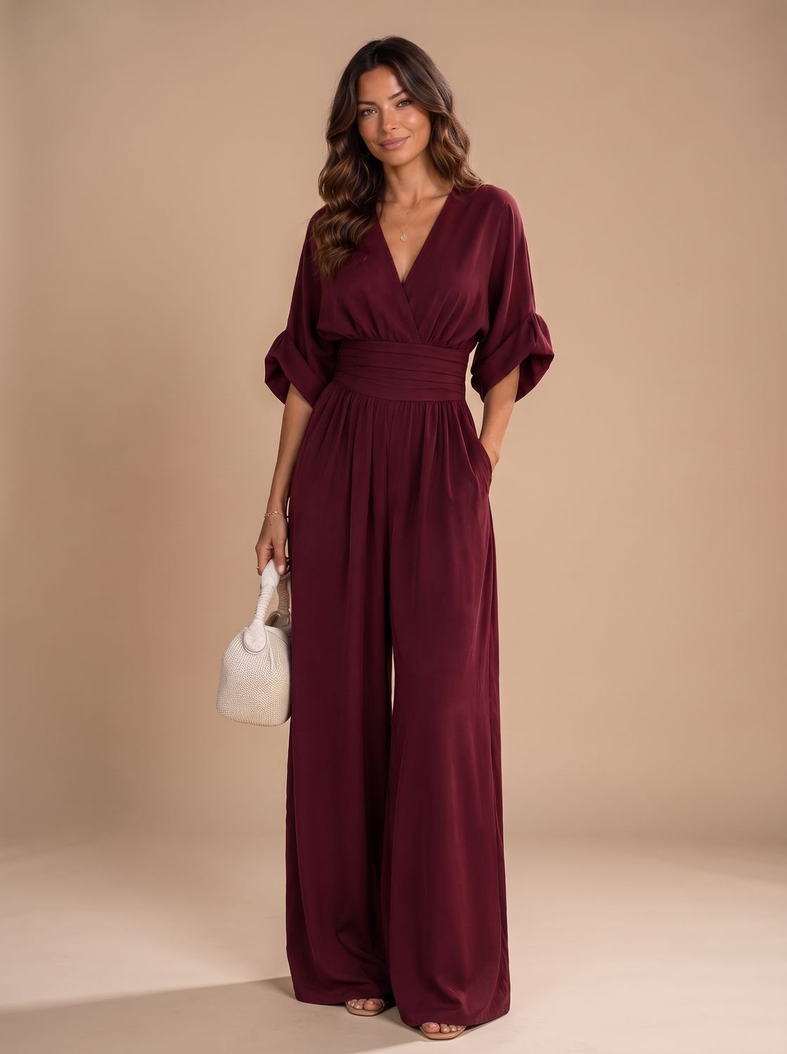 Retro jumpsuit til kvinder med V-hals og brede ben