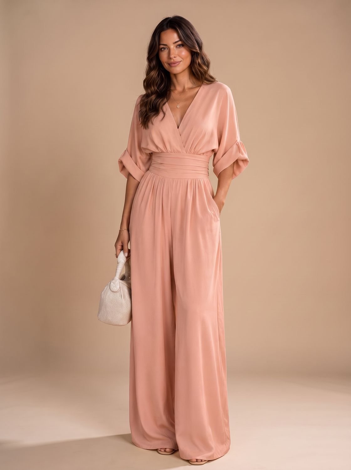 Retro jumpsuit til kvinder med V-hals og brede ben